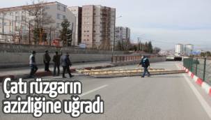 Karaman'da Çatı Rüzgarın Azizliğine Uğradı 
