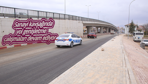 Sanayi Kavşağında Yol Genişletme Çalışmaları Devam Ediyor