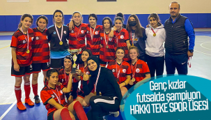 Genç Kızlar Futsalda Şampiyon Hakkı Teke Spor Lisesi